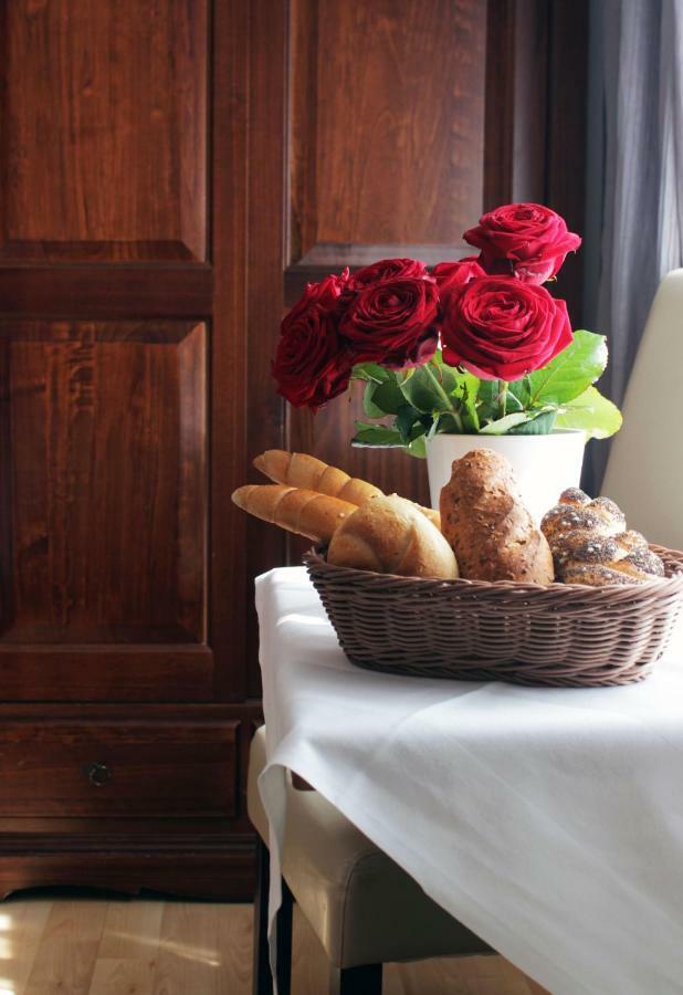 Stadthotel Restaurant Auerhahn Vocklabruck Ngoại thất bức ảnh