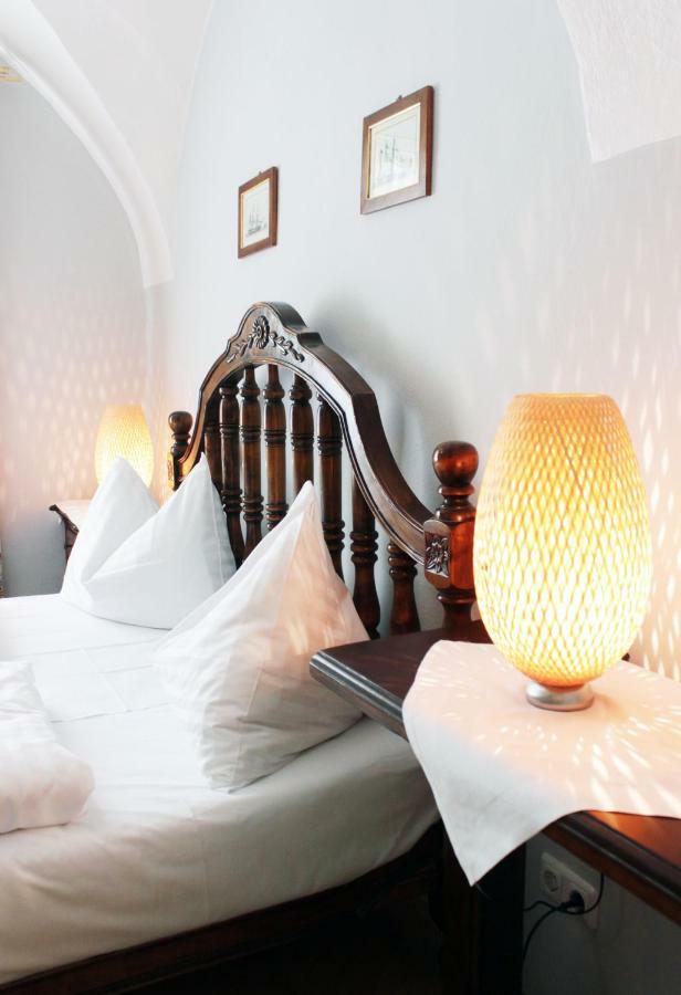 Stadthotel Restaurant Auerhahn Vocklabruck Ngoại thất bức ảnh